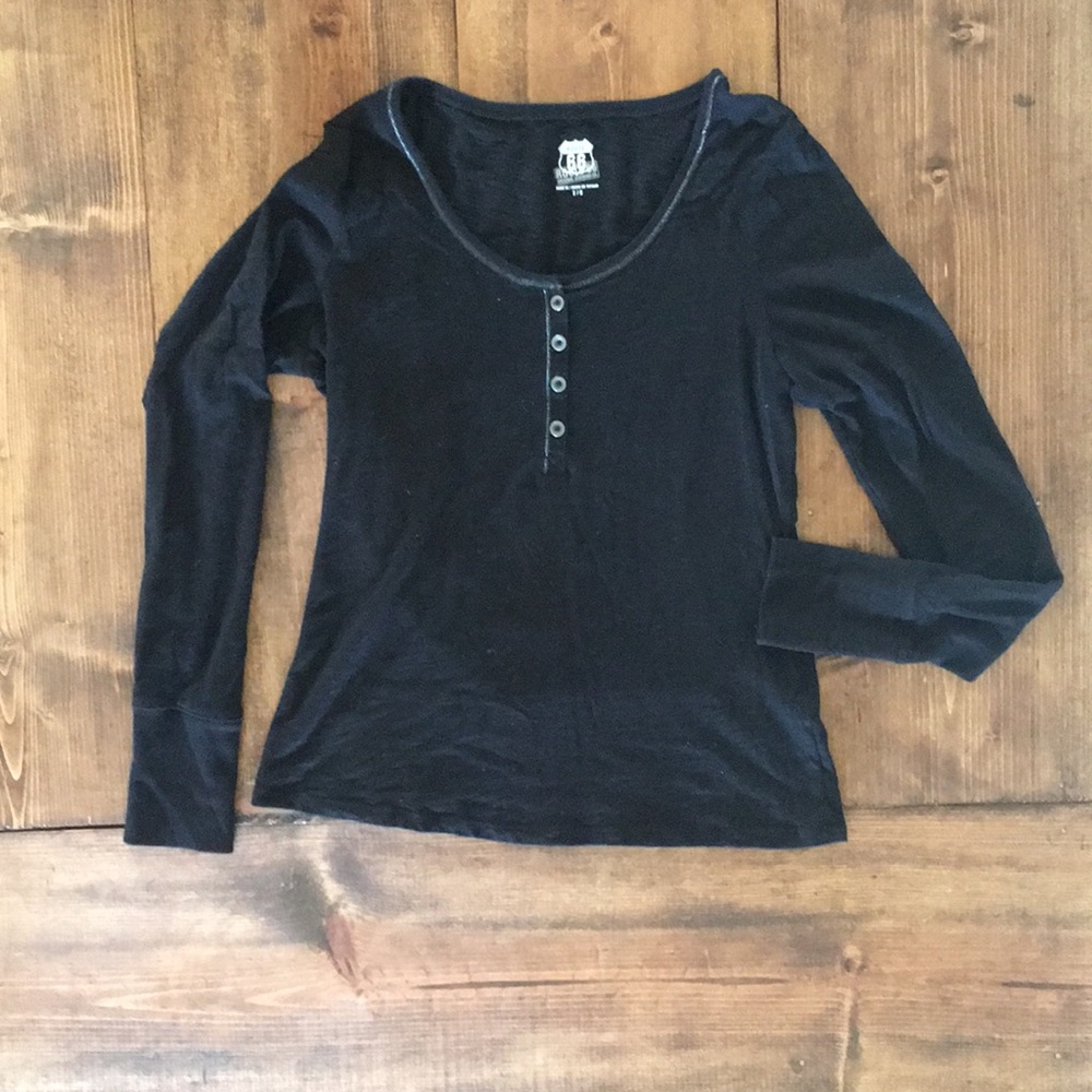 BLACK LONG SLEEVE BLOUSE